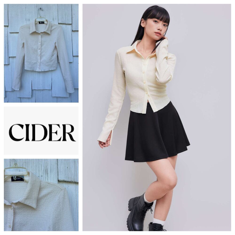 Cider Ivory Textured Solid Long Bell Sleeve Crop Button Shirt Small